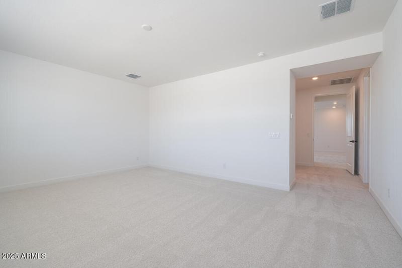 Tri Pointe Terraza 92 - Primary Suite-2M