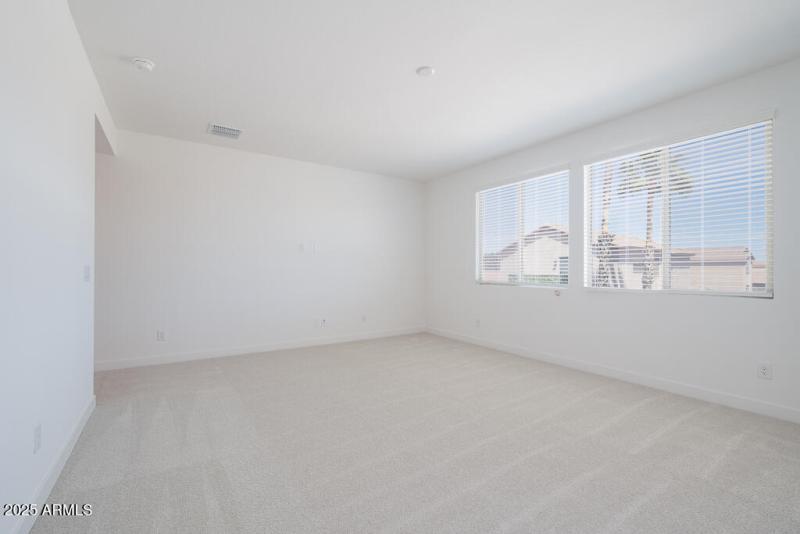 Tri Pointe Terraza 92 - Primary Suite-4M