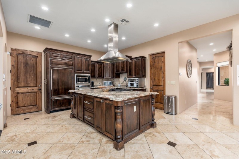 13206 N 64th St - 11