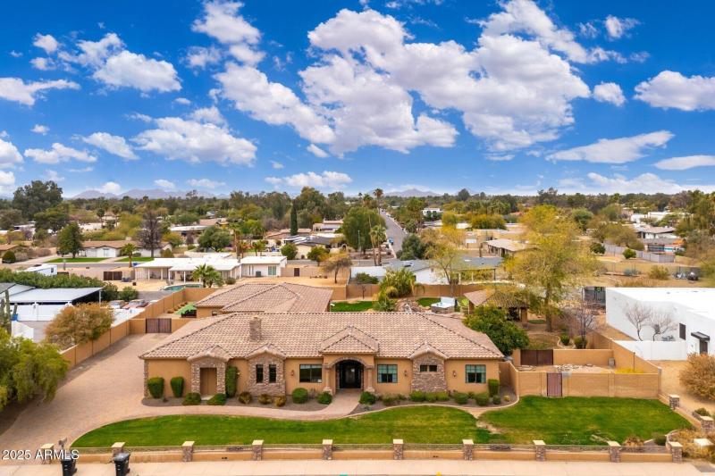 13206 N 64th St - 60