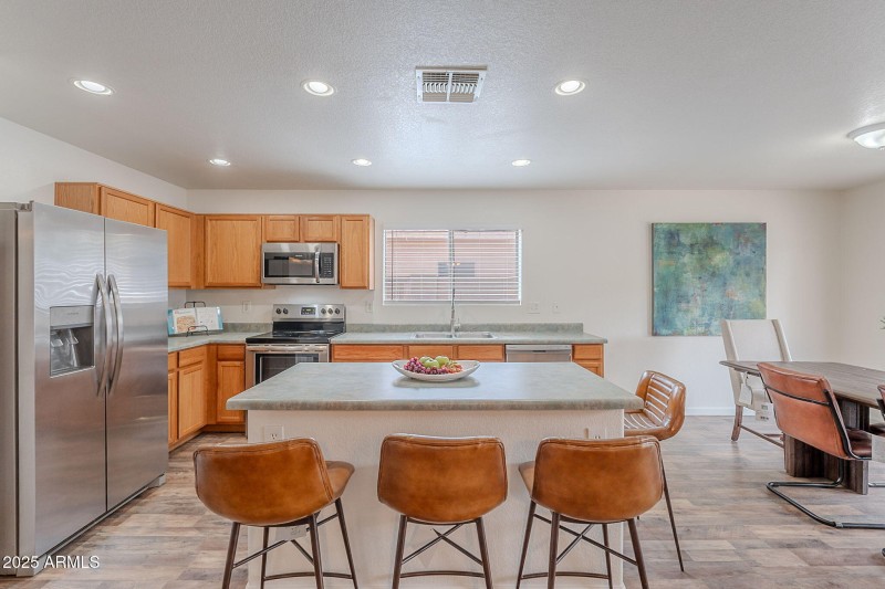 12-web-or-mls-Sunshine-12