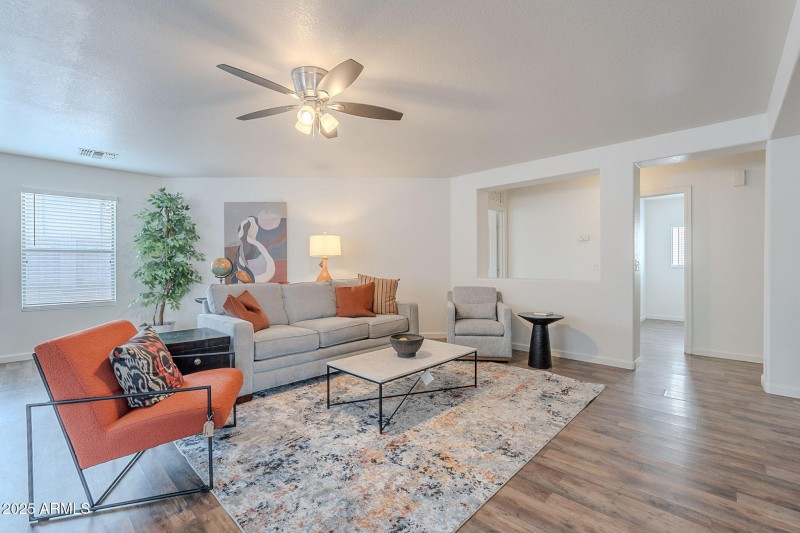 19-web-or-mls-Sunshine-19