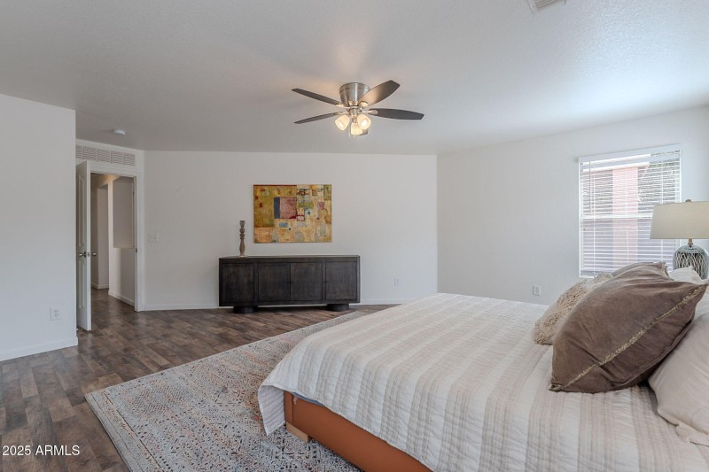 25-web-or-mls-Sunshine-25