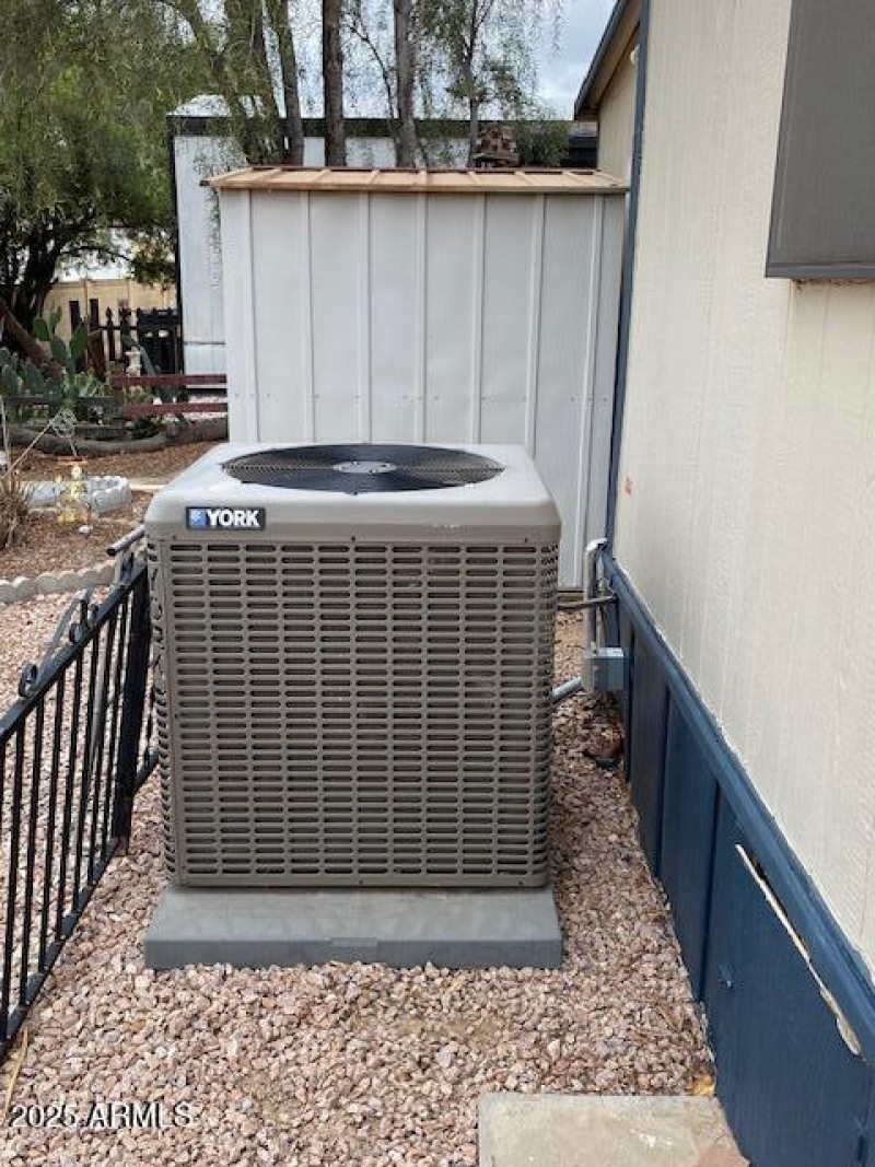 9427 E. University #48 AC Unit