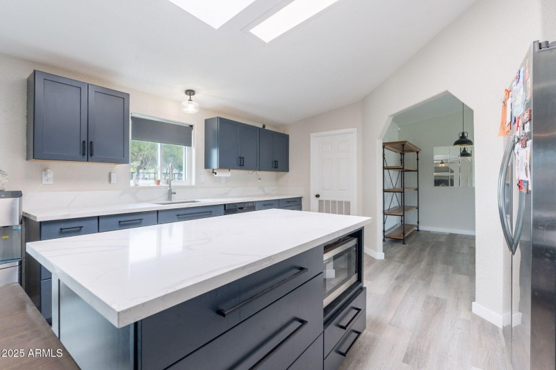 25-web-or-mls-Buckeye-25