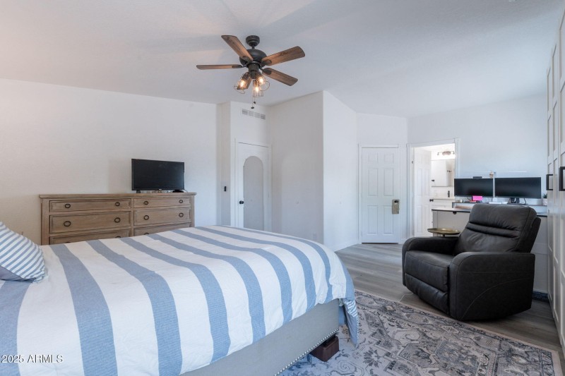 42-web-or-mls-Buckeye-42