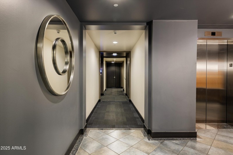 23-140 E Rio Salado Pkwy-30_01