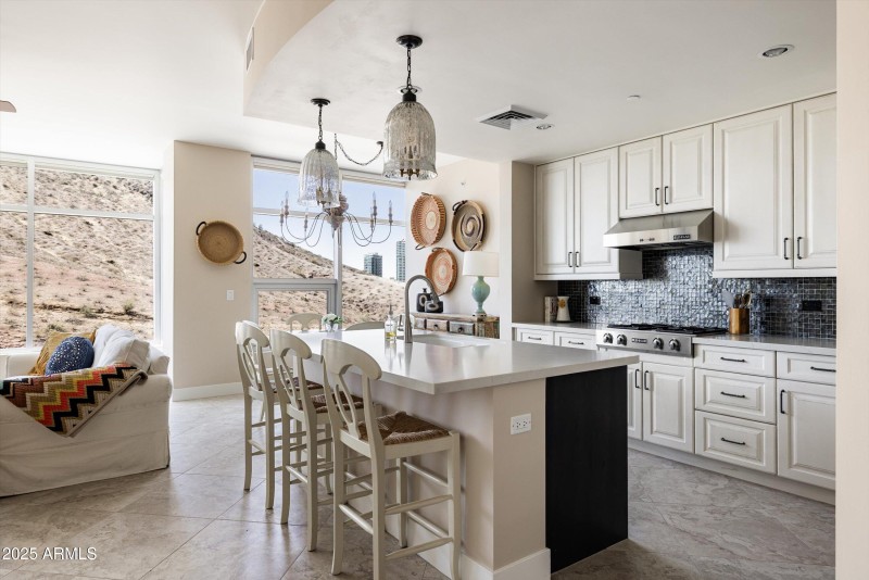 28-140 E Rio Salado Pkwy-30_06