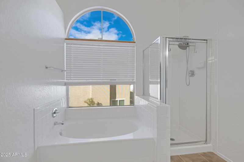 1248 E Briarwood Terrace-32