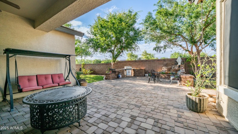Covered Patio with Pavers