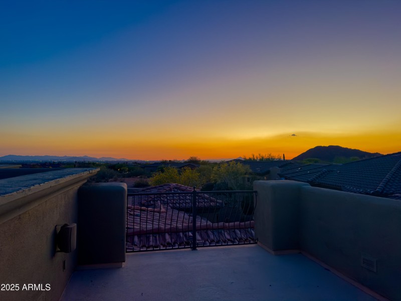 Balcony Mountain Views