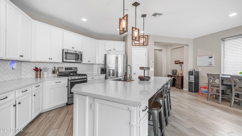 2822 E Hidalgo Ave (9)