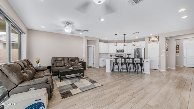 2822 E Hidalgo Ave (14)