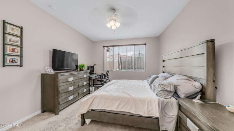 2822 E Hidalgo Ave (15)