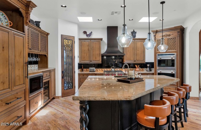 27601 N 110th Pl-large-019-036-27601 N 1