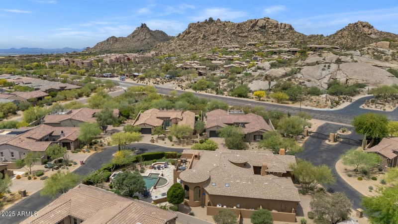 27601 N 110th Pl-large-048-002-27601 N 1