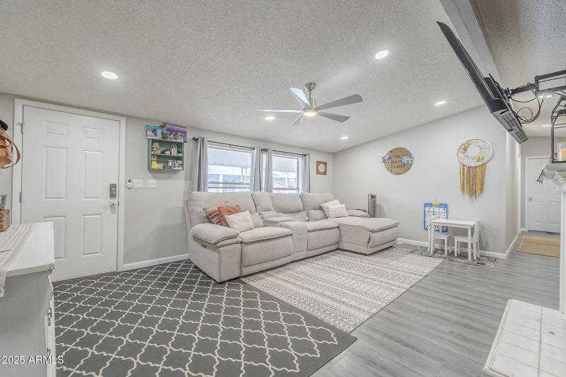 9-web-or-mls-Hawes-9