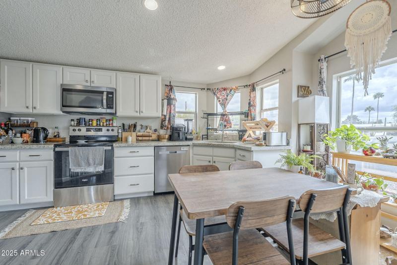 20-web-or-mls-Hawes-20