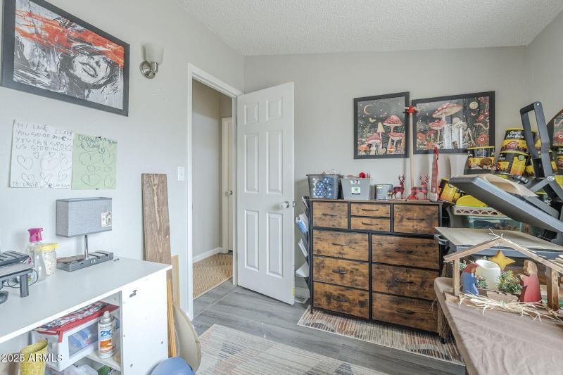 31-web-or-mls-Hawes-31