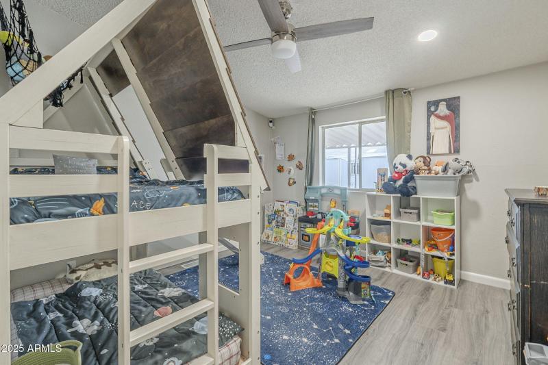 32-web-or-mls-Hawes-32