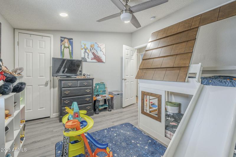 35-web-or-mls-Hawes-35