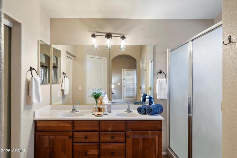 Double Sink & Large Closet