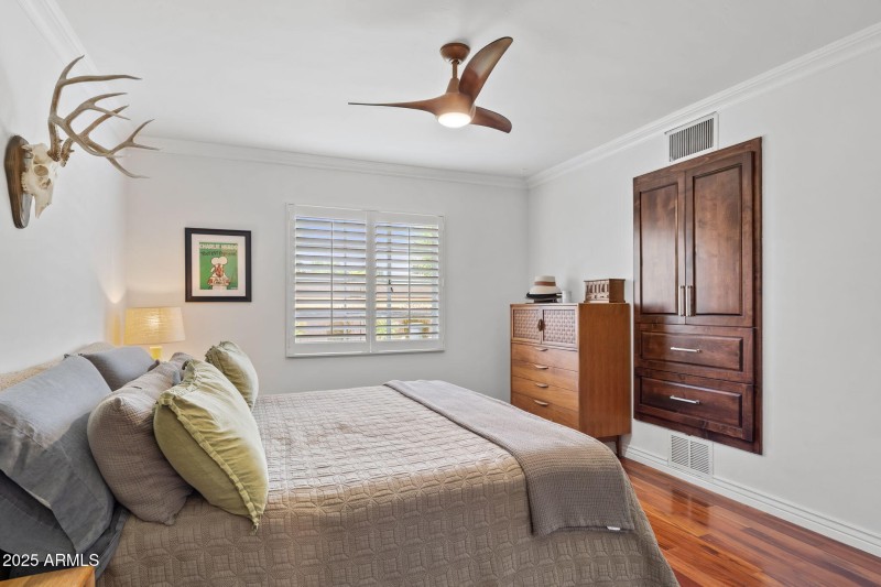 710 E Hayward Ave, Phoenix 85020