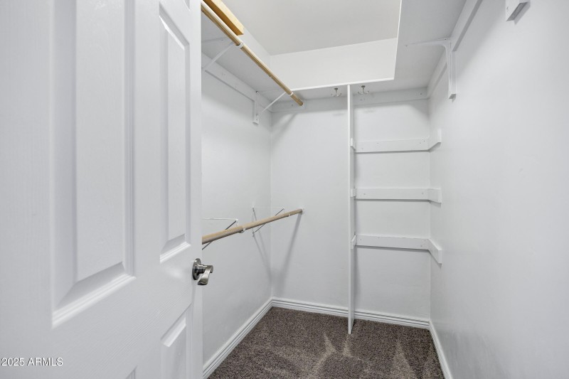 3046 E Glenrosa Ave-22