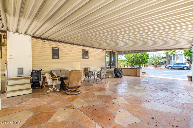 Covered Patio/Carport