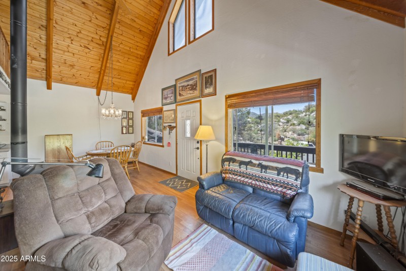 16947 W Willow Ave 00025