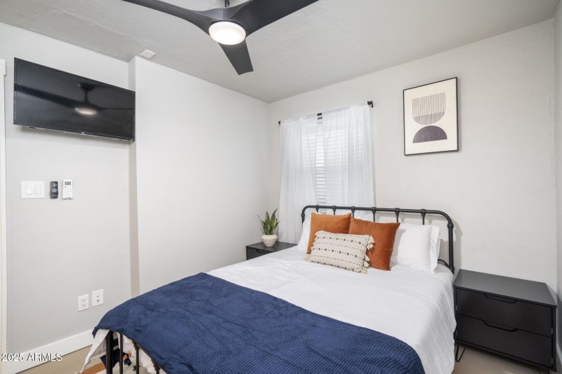 16th Ave Casita Bedroom