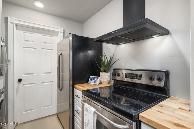 16th Ave Casita Kitchen