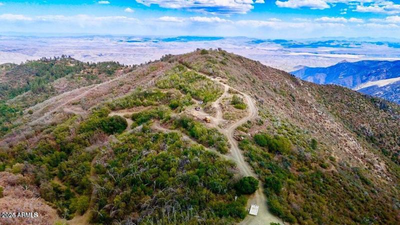 20241130100401795721000000-o (1)