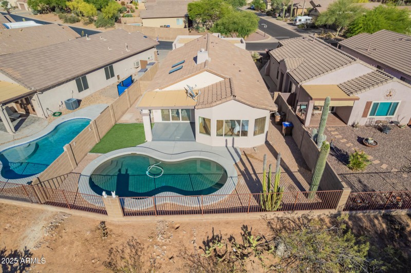 04 - Meandering Drone