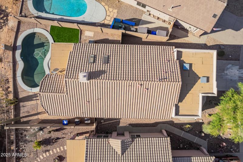 07 - Meandering Drone