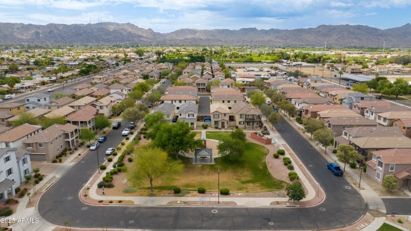 Desert Breeze Community