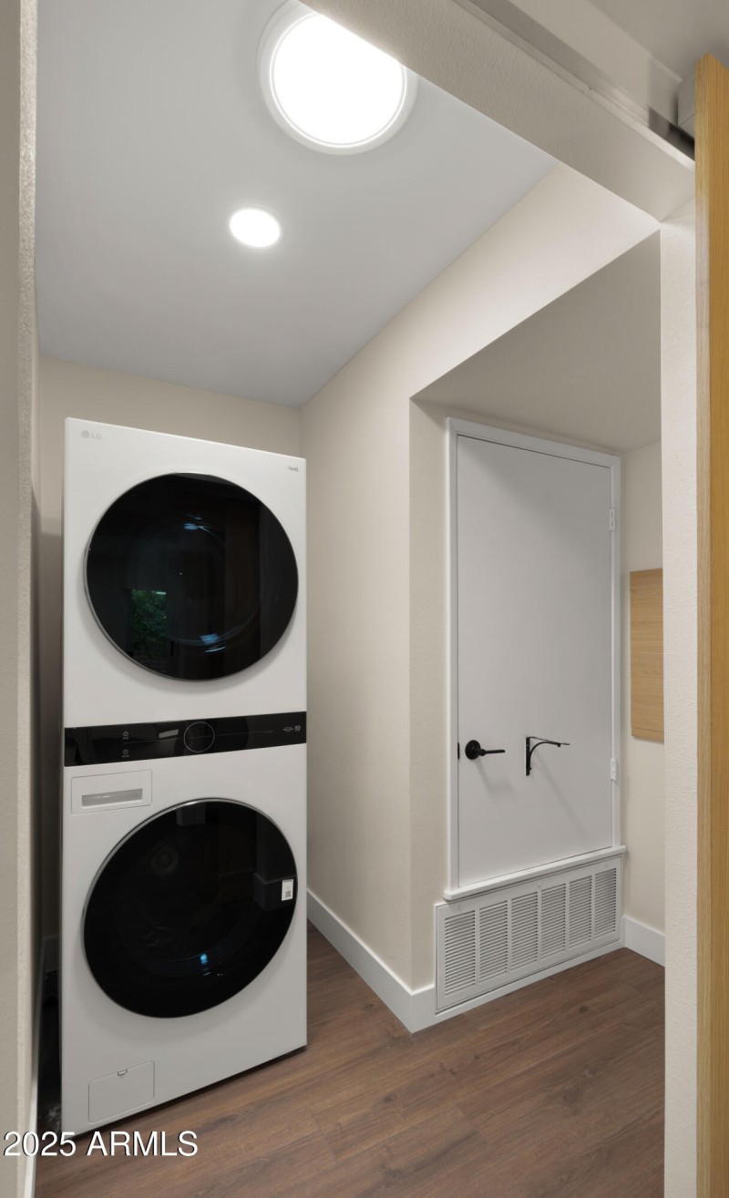 Laundry Room2