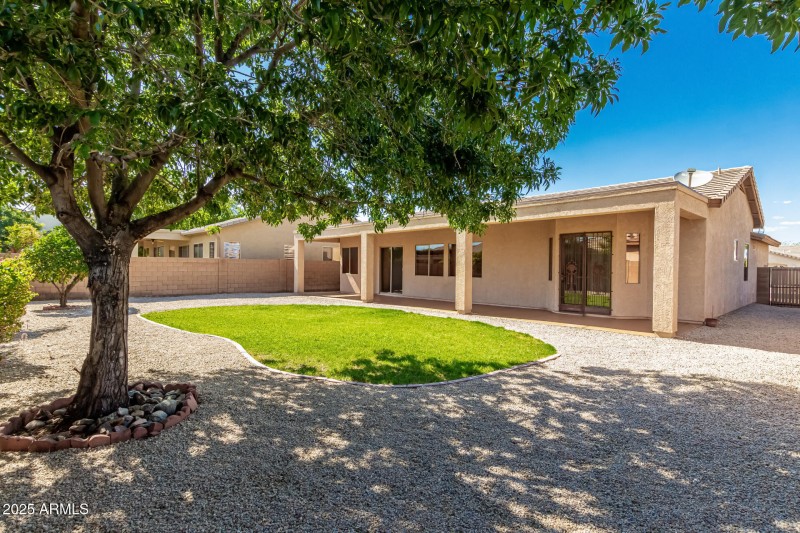 10 - Northhampton 16837