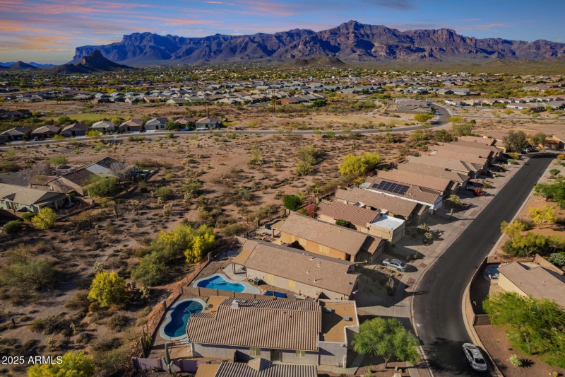 14 - Meandering Drone