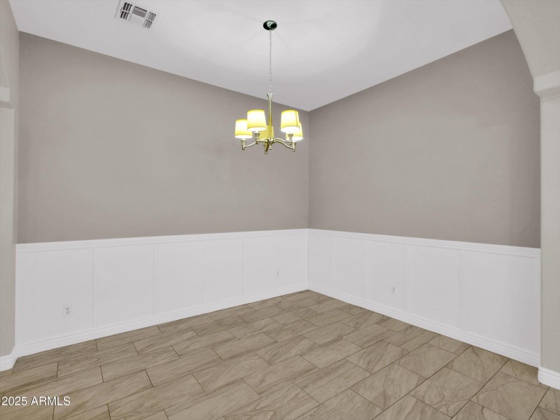 30-8854 W Augusta Avenue-30