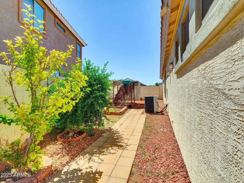 66-8854 W Augusta Avenue-66