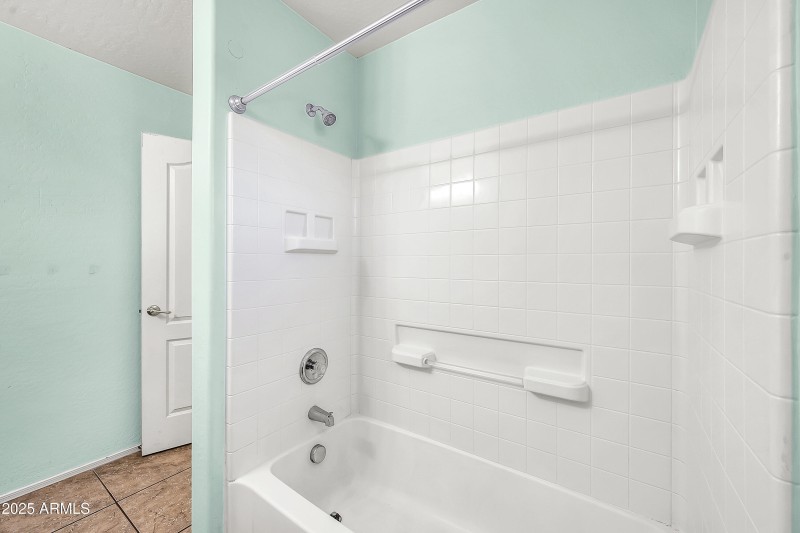 21054 N Sansom Dr-31