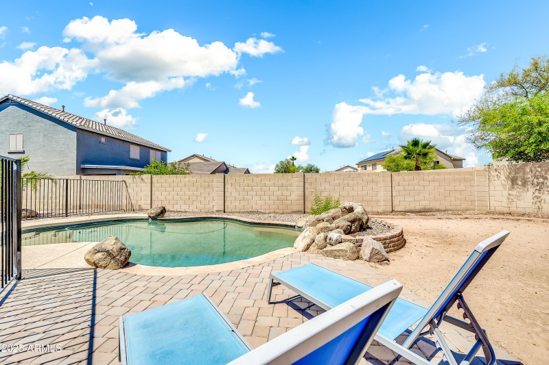 21054 N Sansom Dr-38