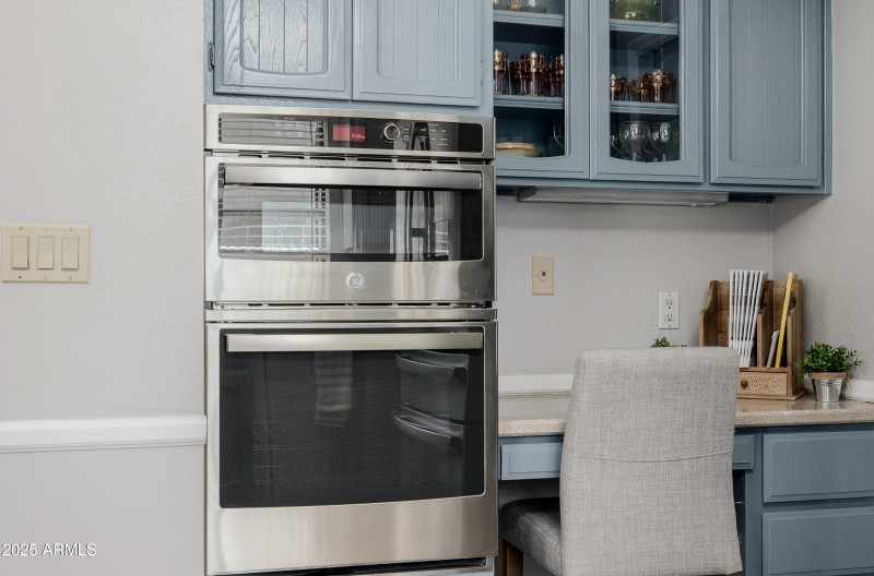 built in microwave, oven and desk Tucson