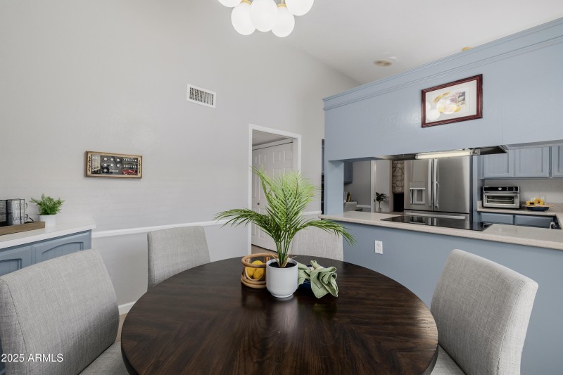 eat in kitchen nook 2 Tucson