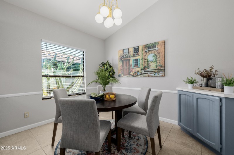 eat in kitchen nook Tucson