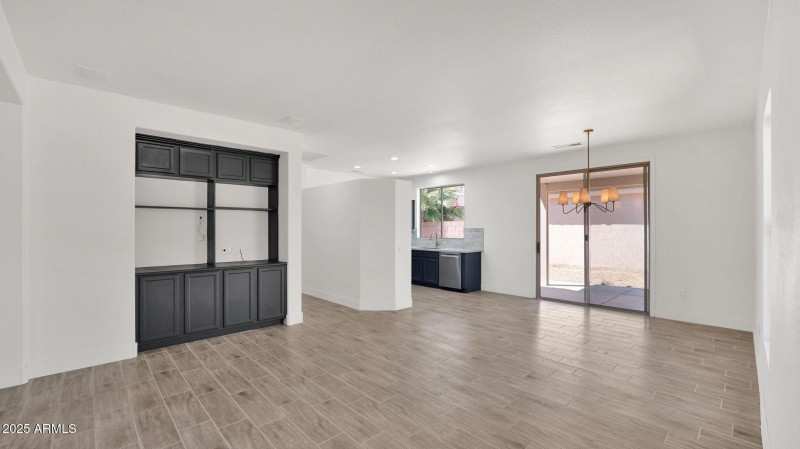 13-web-or-mls-P1322280