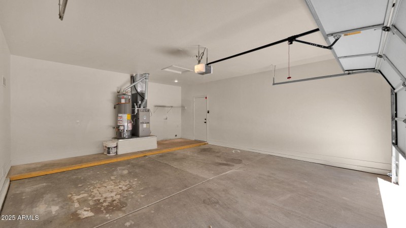 29-web-or-mls-P1322304