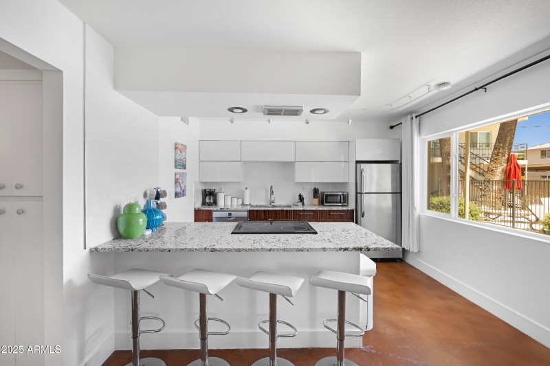 6906 E 4th St unit 4-7