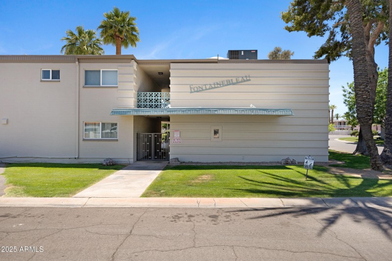 6906 E 4th St unit 4-29